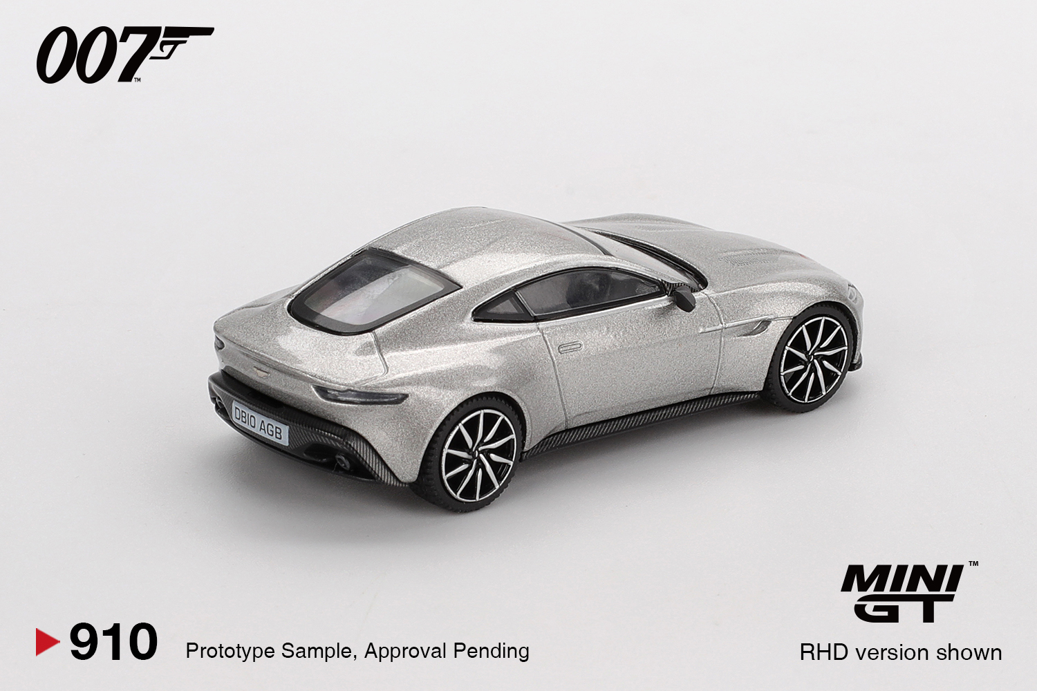 MINIGT 1/64 Aston Martin DB10  - Kids Toys Boys ulasan dan harga